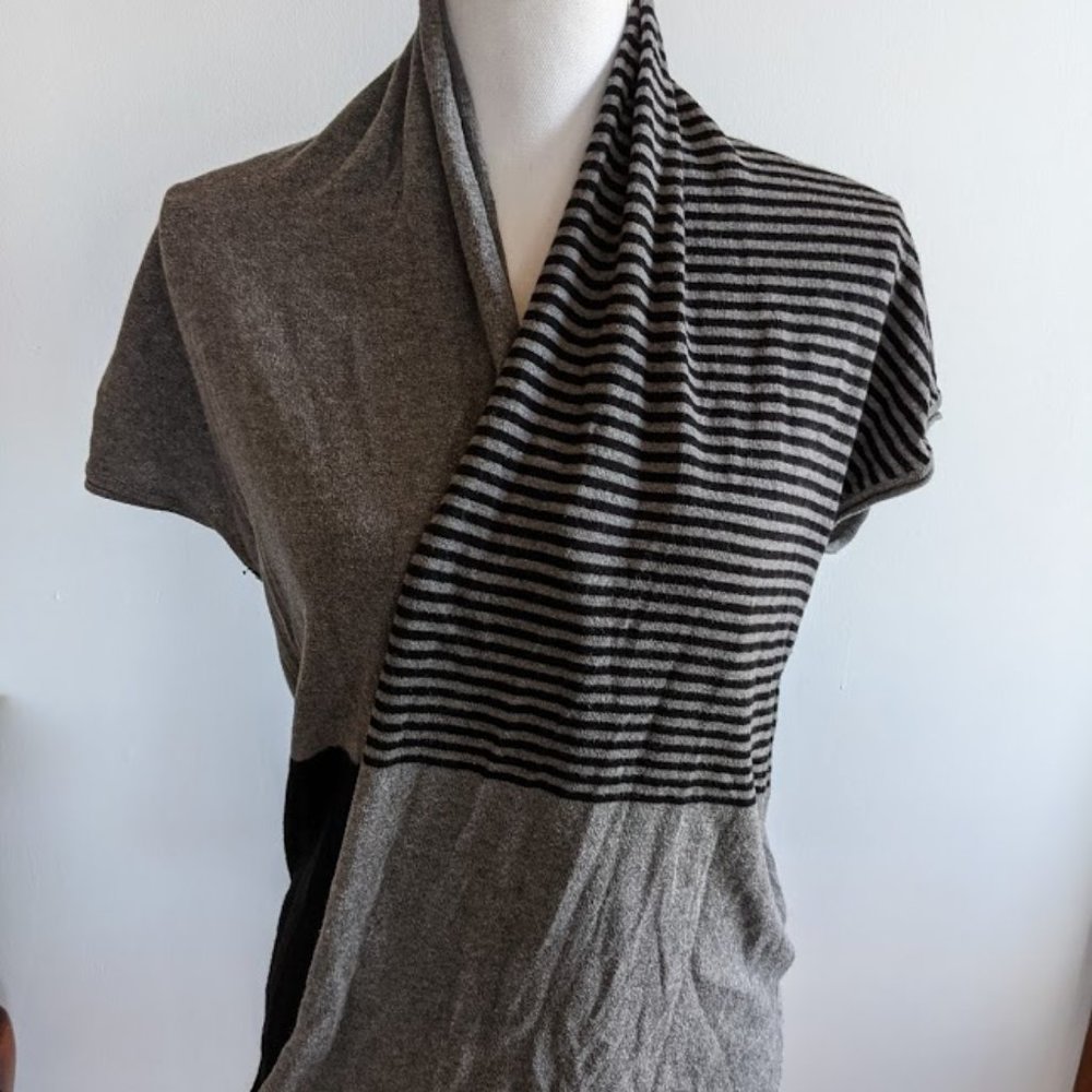 Studio M Crop Top Cross Front, Size S